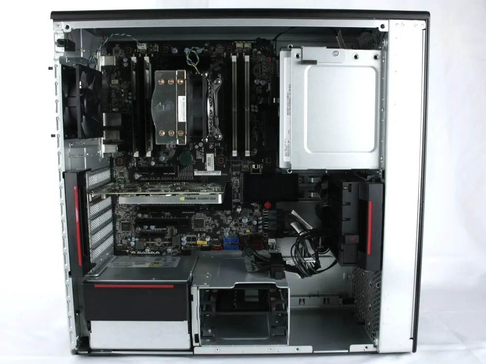 Lenovo P520 - W-2133, RTX A2000, 32GB, 512GB NVMe, ZÁRUKA,OS - 4