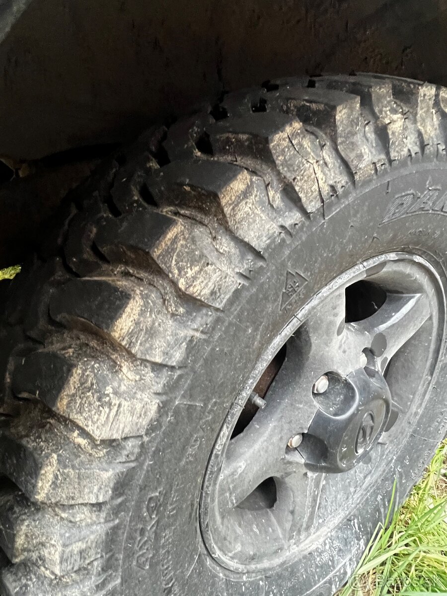 Hyundai Terracan 2.9 CRDi (110 kW) - 4