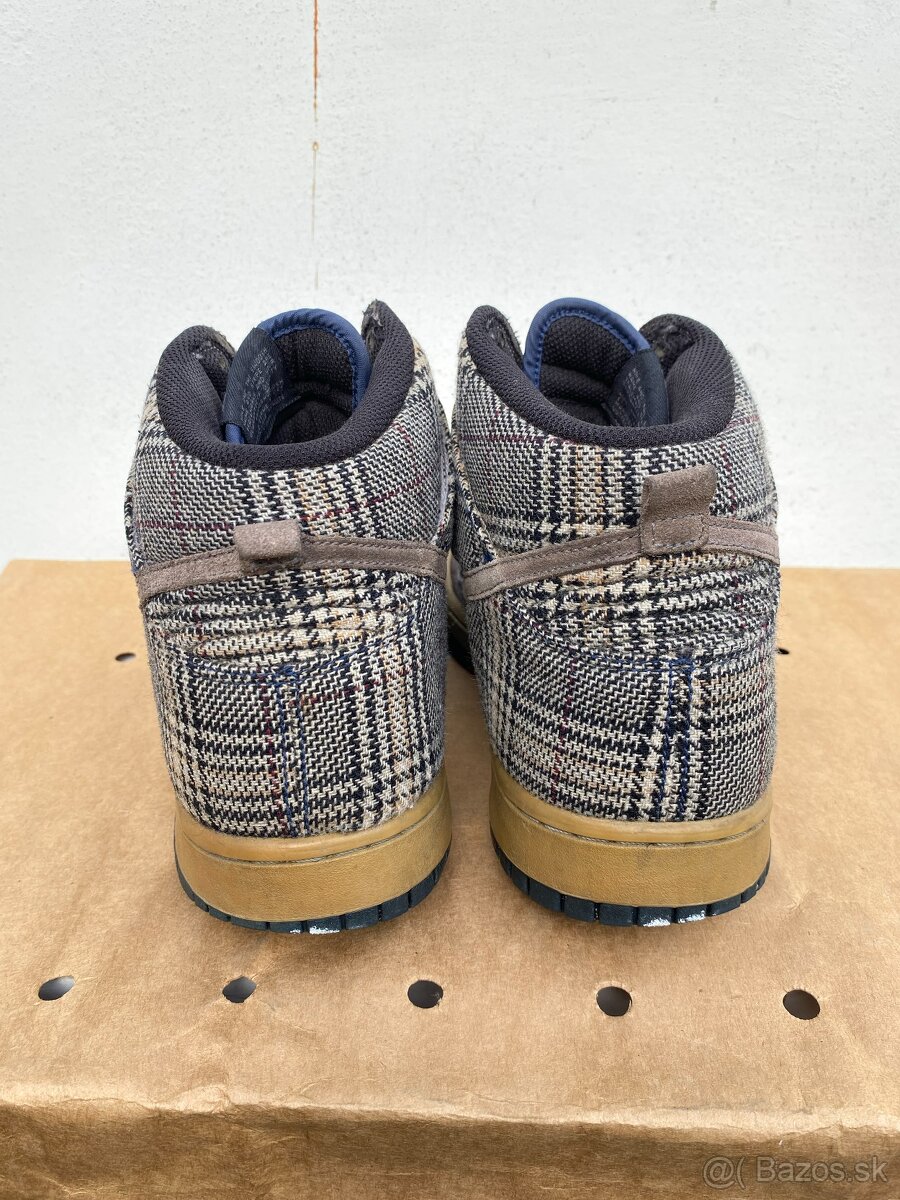 nike dunk high tweed pack