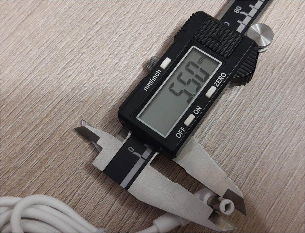 Adapter / nabijacka 26V 0,5A - 4