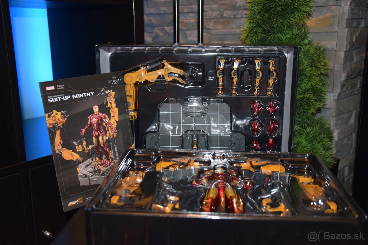 Iron Man Figurka LED - 4