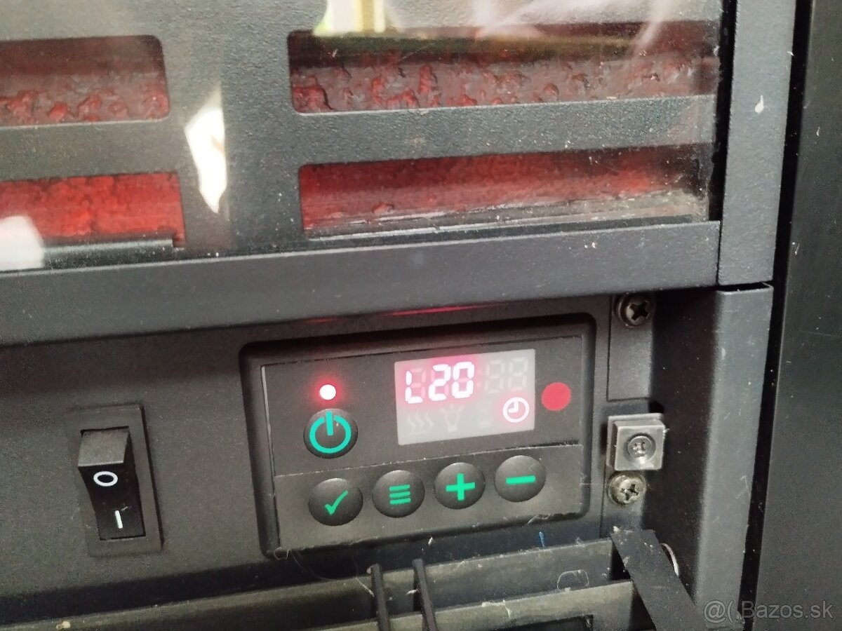 Elektrický krb Klarstein Studio 5 cierny - 4