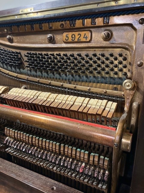 starožitny klavir - 4