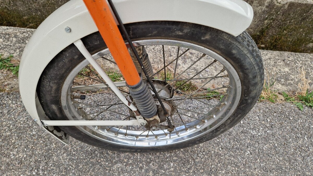 Jawa Babetta 207/300, r.v. 1980 - 4