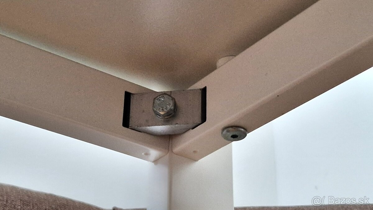 Jedálenský stôl 75 x 75 - 4