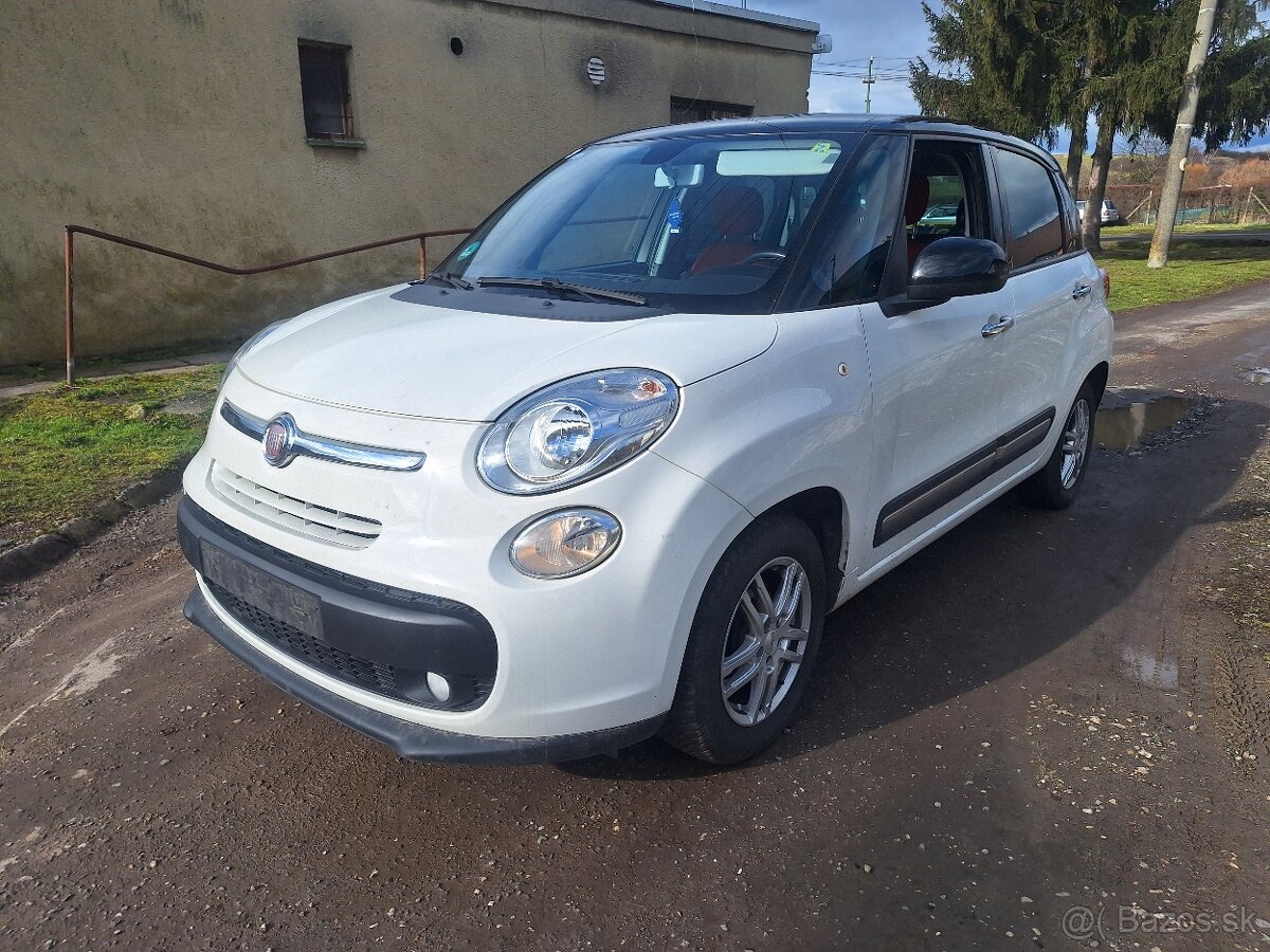 FIAT 500L 1,4 BENZÍN 110000 KM ORIGINÁL - 4