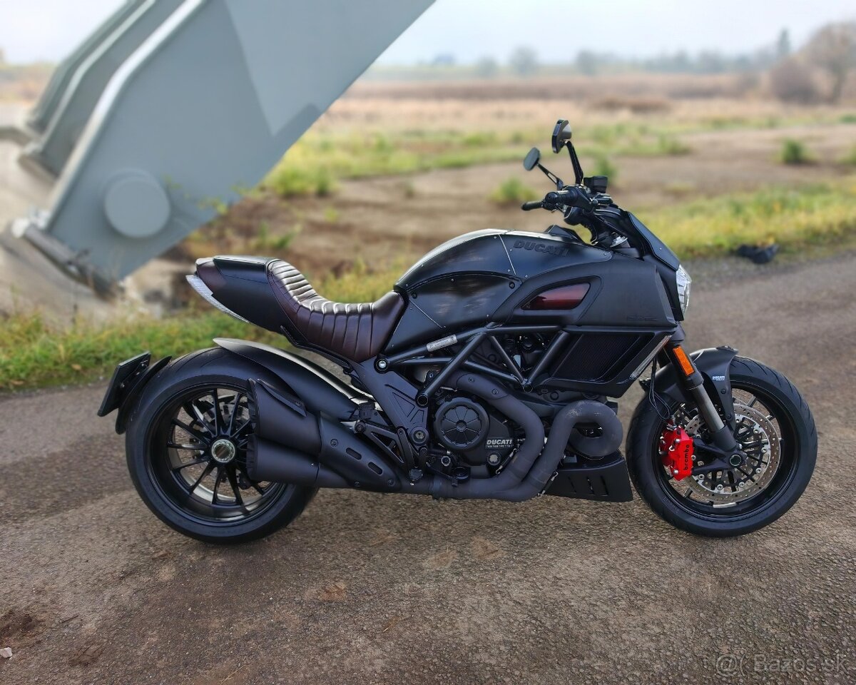 DUCATI DIAVEL DIESEL EDITION 666-ZBERATELSKY KUSOK - 4