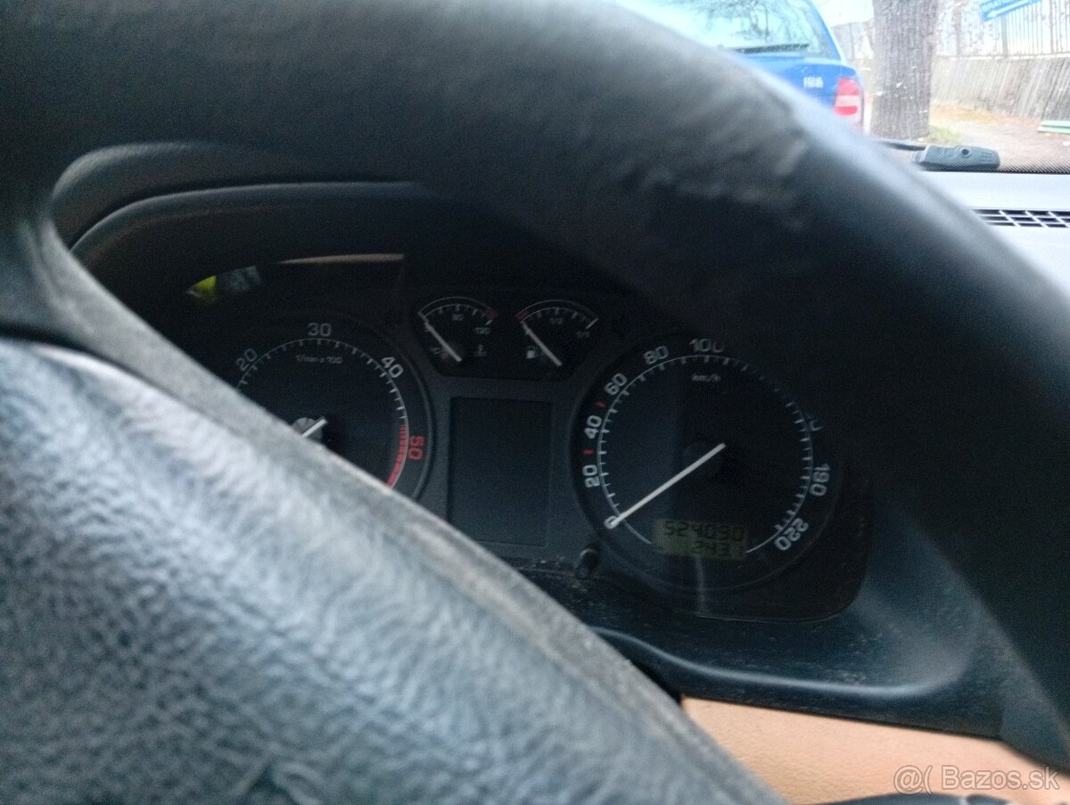 Predám škodu Octaviu 1.9. TDI 81 - 4