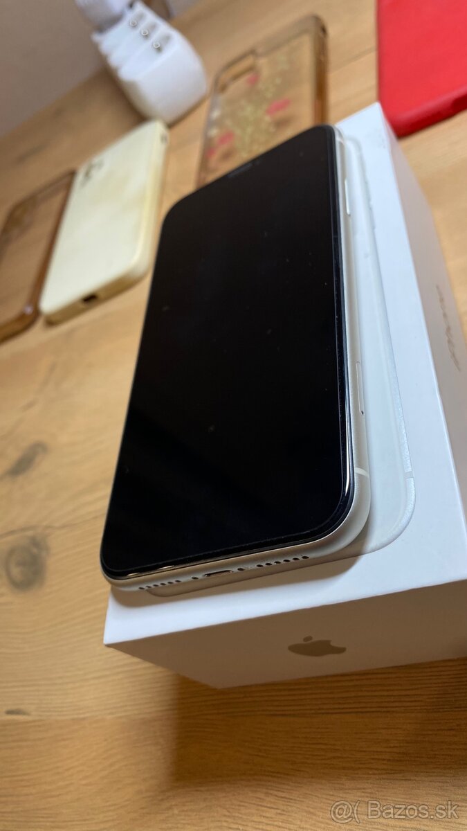 IPhone 11. 64GB - 4