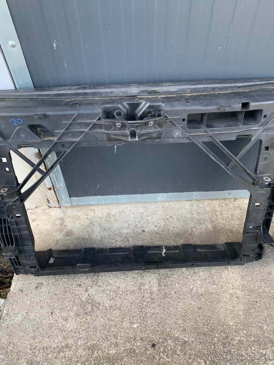 chladicova stena skoda rapid 5ja - 4