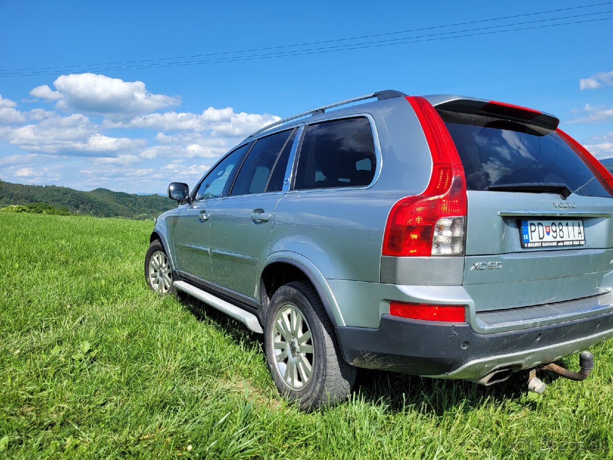 Volvo XC90 D5 INSCRIPTION - 4