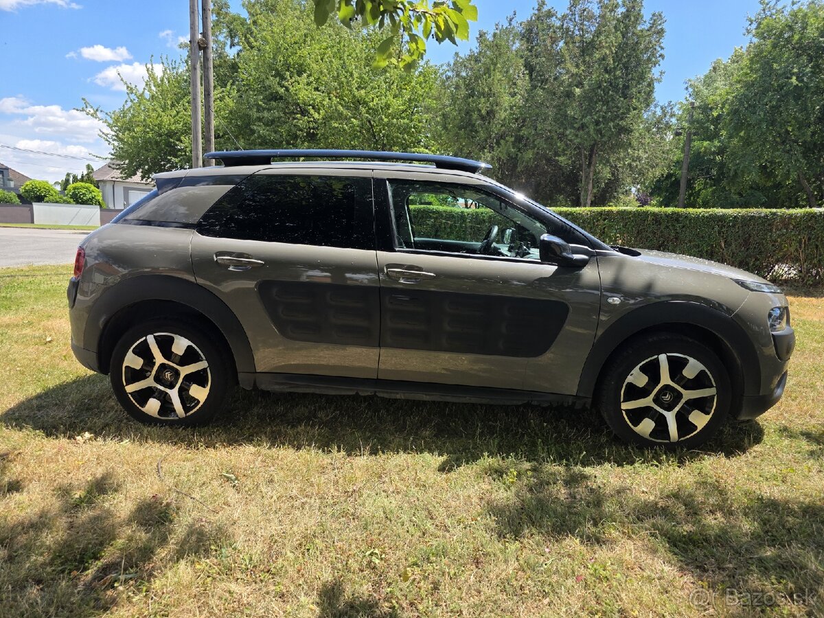 Citroën C4 cactus (2017) 1.2 PureTech 60kW - 4