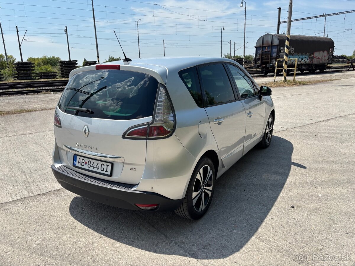 Renault Scenic 1.5 dCi Bose - 4