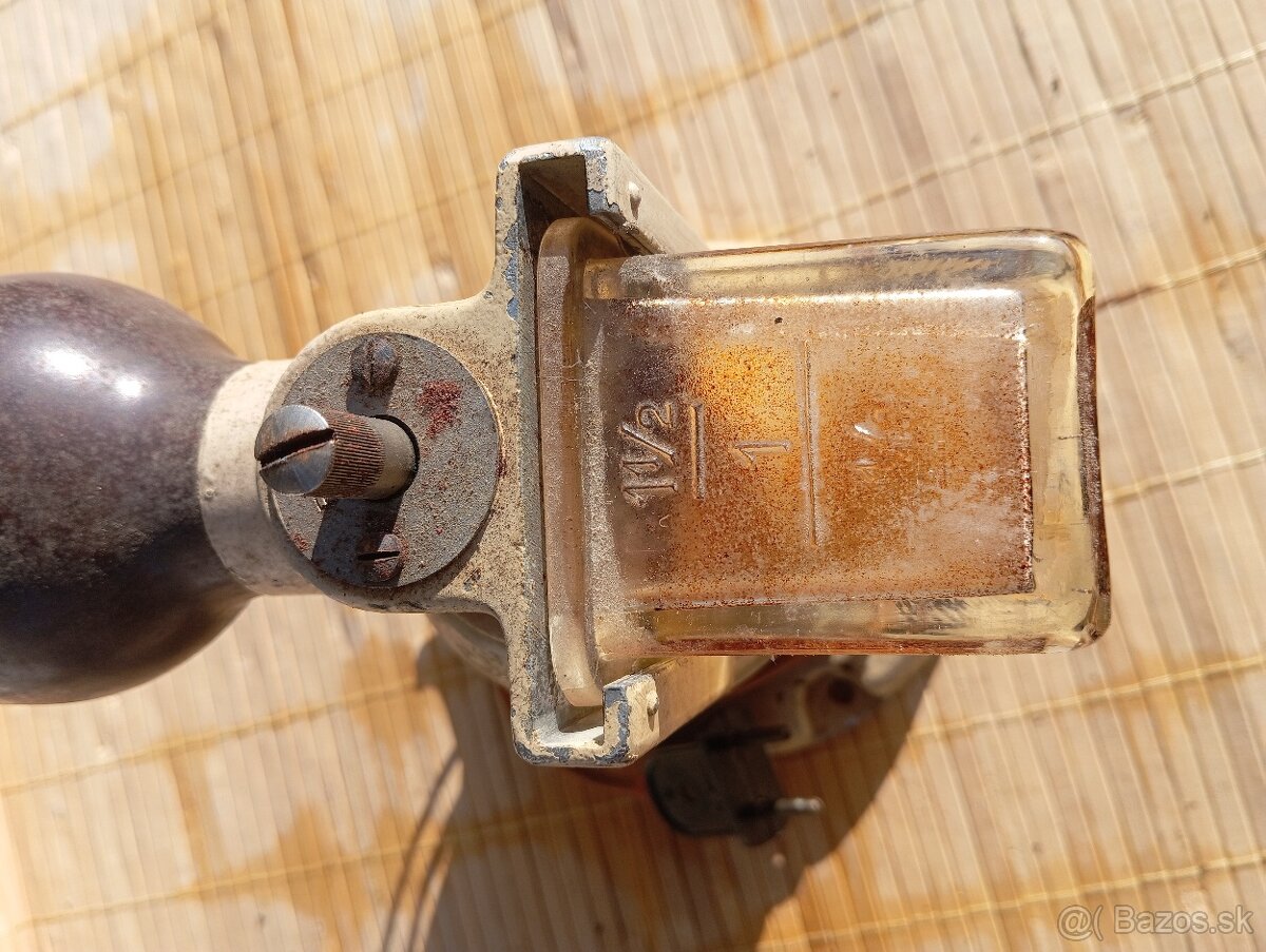 Predám veľmi starý elektrický mlynček na kávu - 4