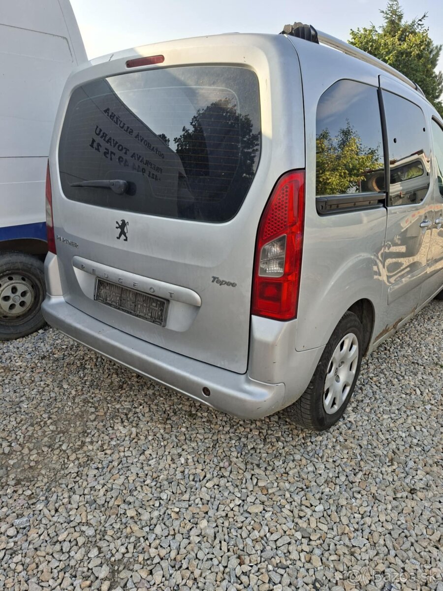 Rozpredám Peugeot Partner Tepee 1.6Hdi 66kw 9HX - 4