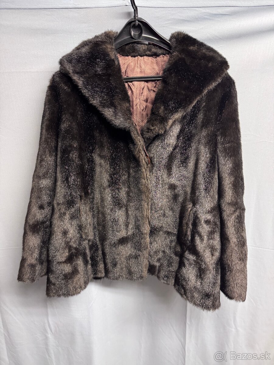 ľudový dedinský kroj - 4