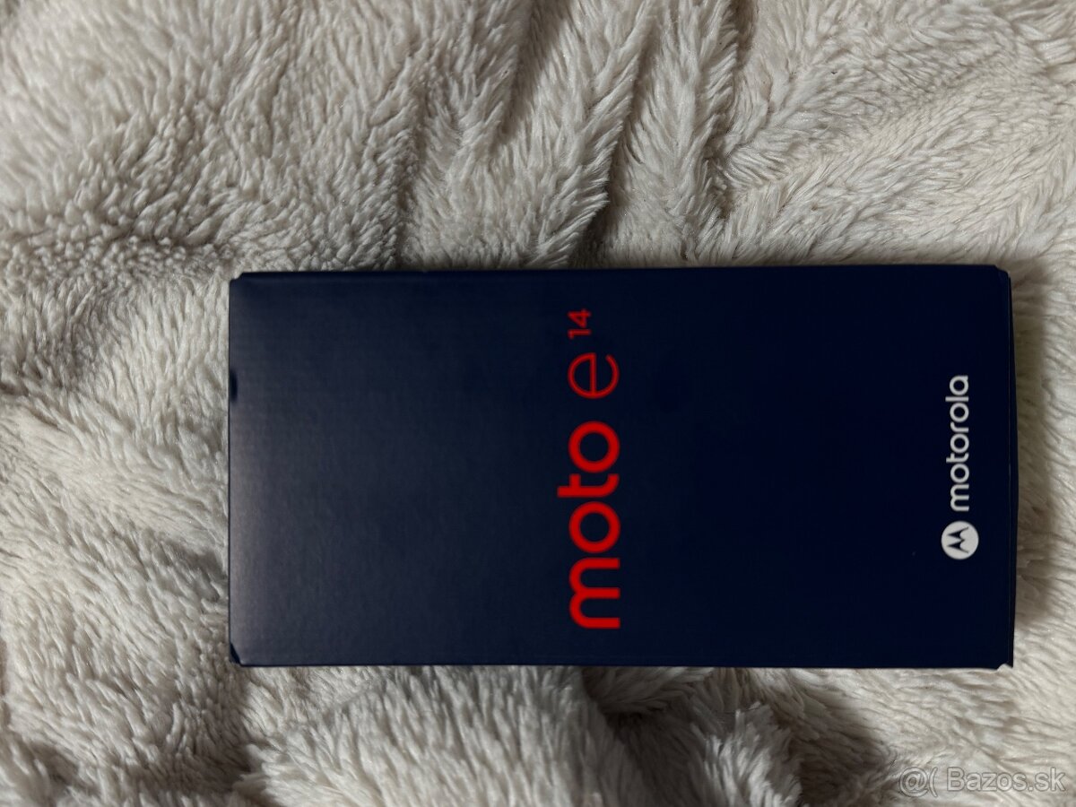 Motorola Moto E14 - 4