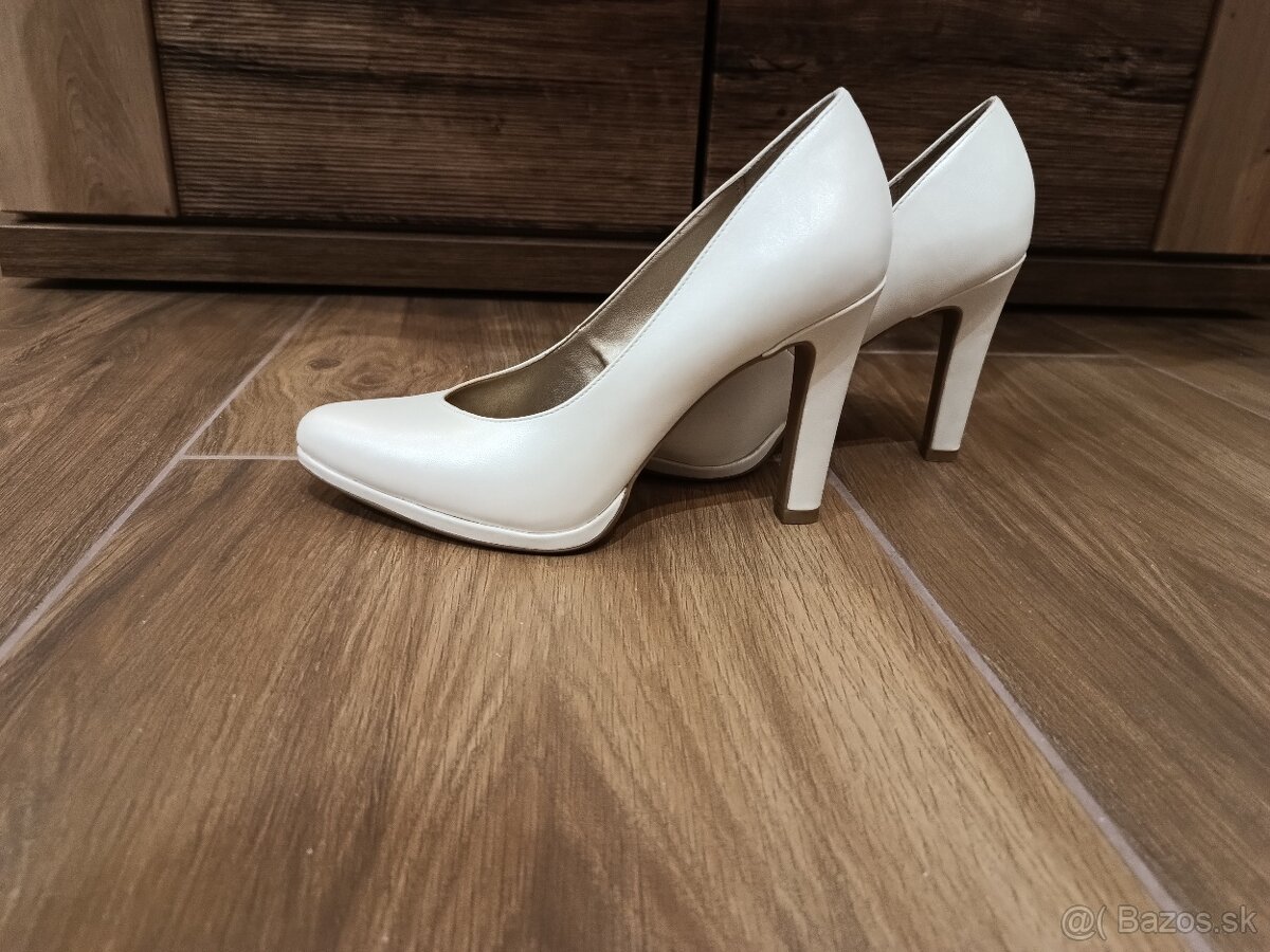 Svadobné šaty, závoj, lodičky - 4