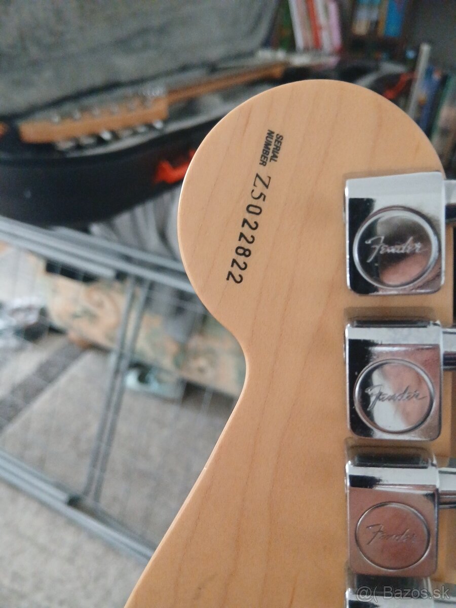 Fender stratocaster - 4