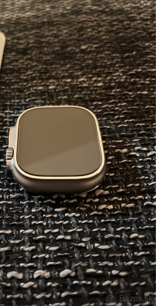 Apple Watch Ultra 2 - 4