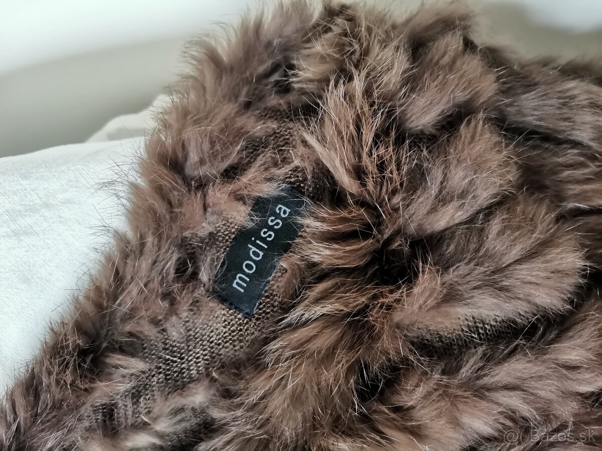 Prehoz, pončo z kožušiny - 4