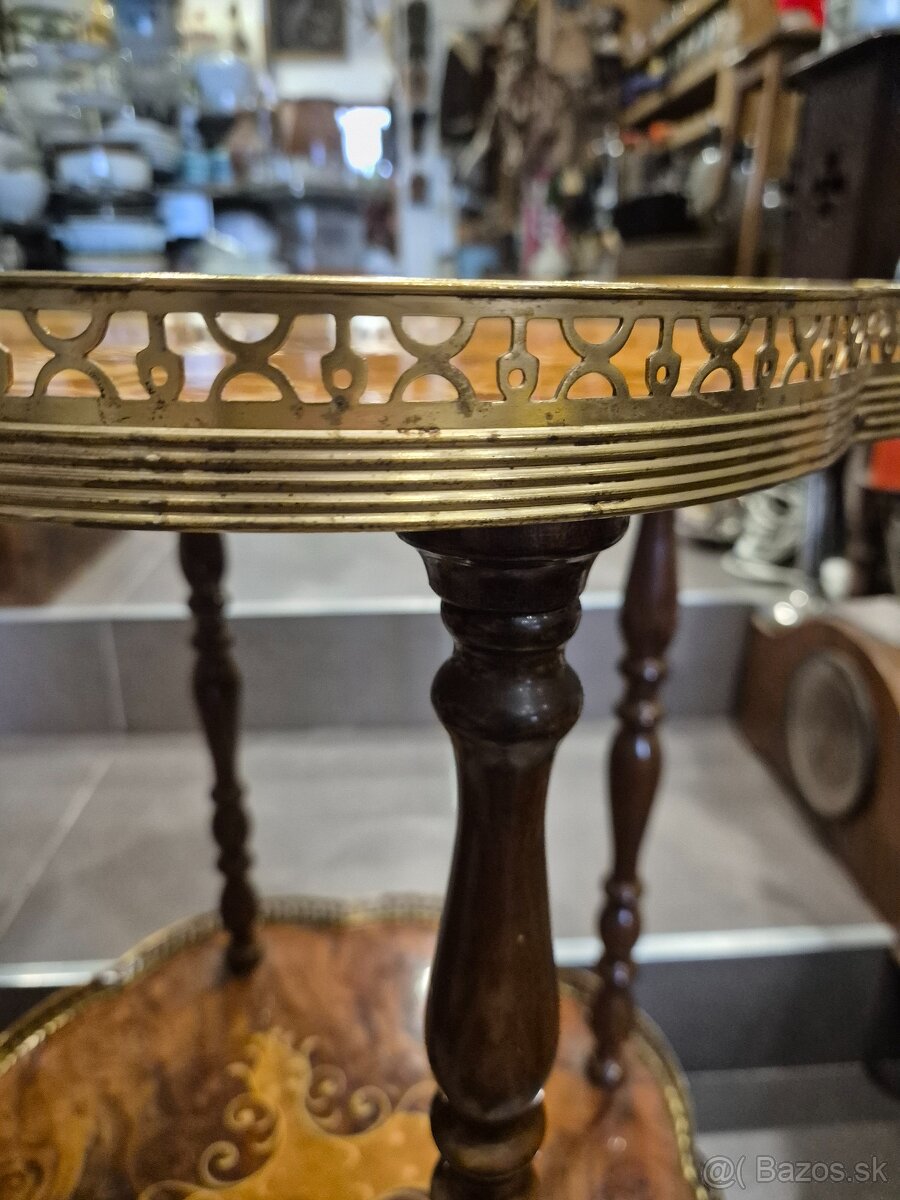 servírovací stolík - 4