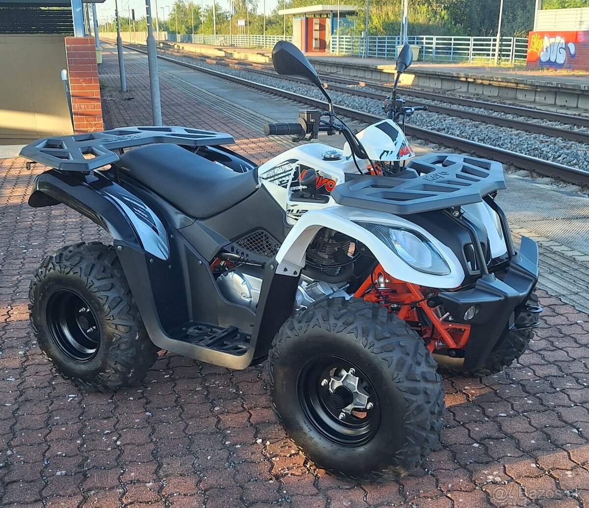 Predám Kayo AU 200
