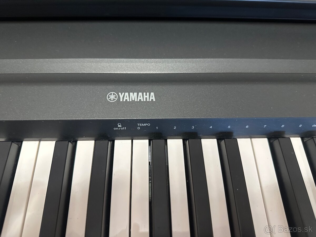 Klavír Yamaha P45-B - 4