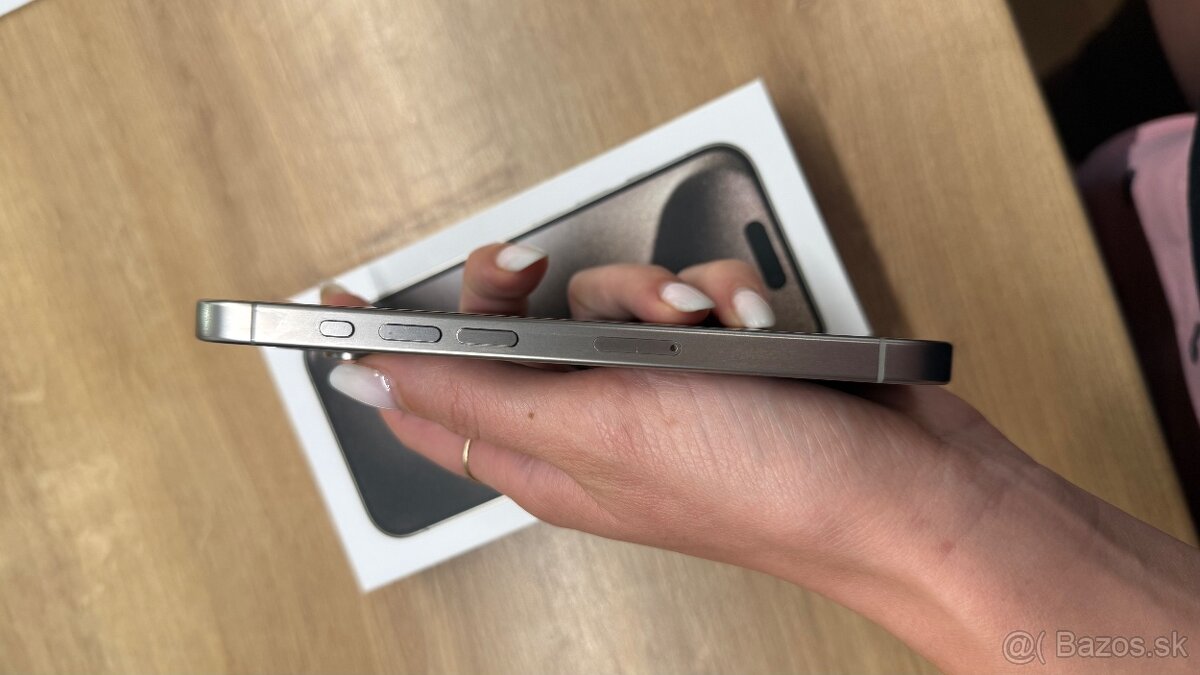 iPhone 15pro 128GB - 4