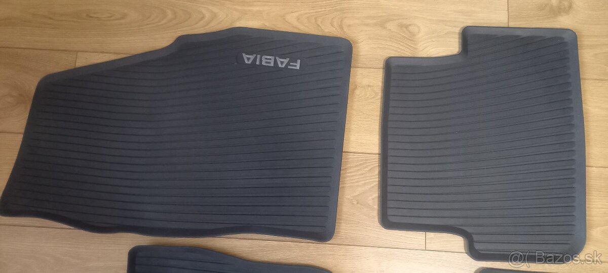 Fabia 4 - vanicka do kufra + gumene rohoze - 4