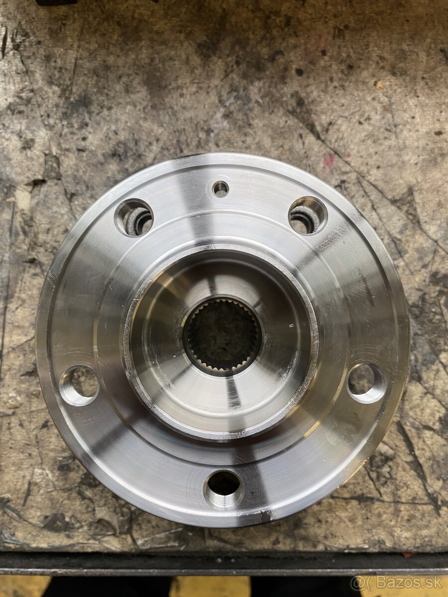 Ložisko volvo V70 2,5 TDI rv1999 - 4