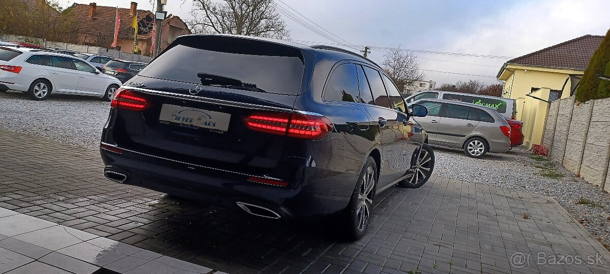 Mercedes-Benz E Kombi 300e A/T Moźný Leasing - 4