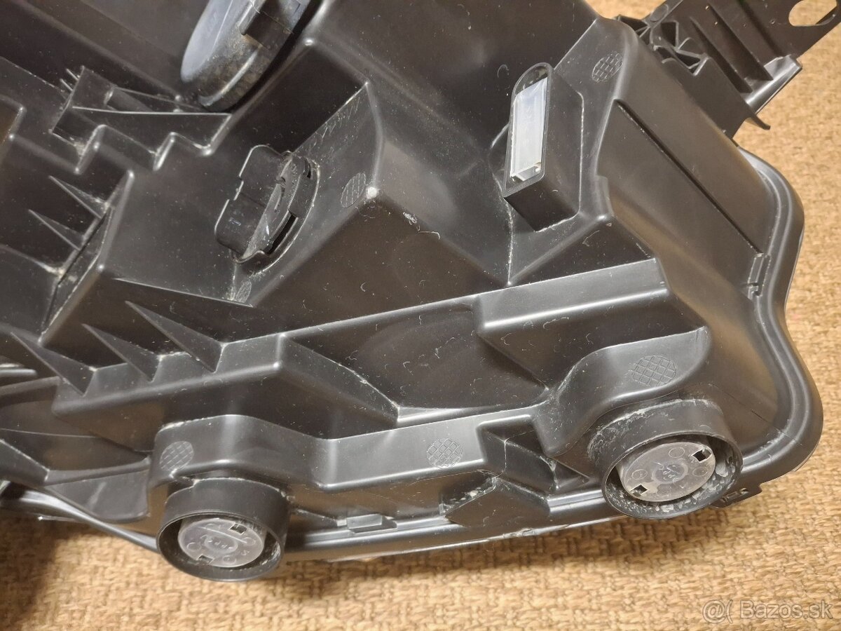 Svetlomet toyota proace verso city - 4