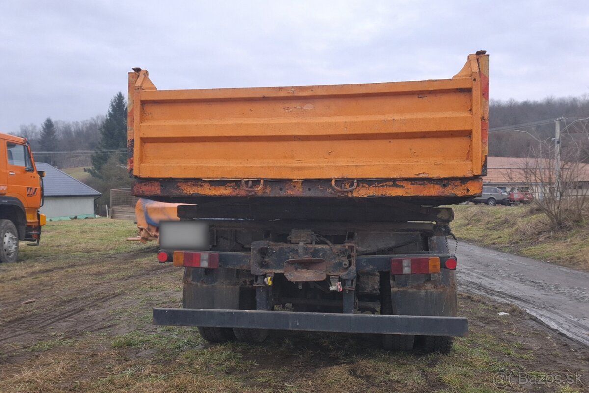 LIAZ 18.33 s pohonom 4×4. - 4