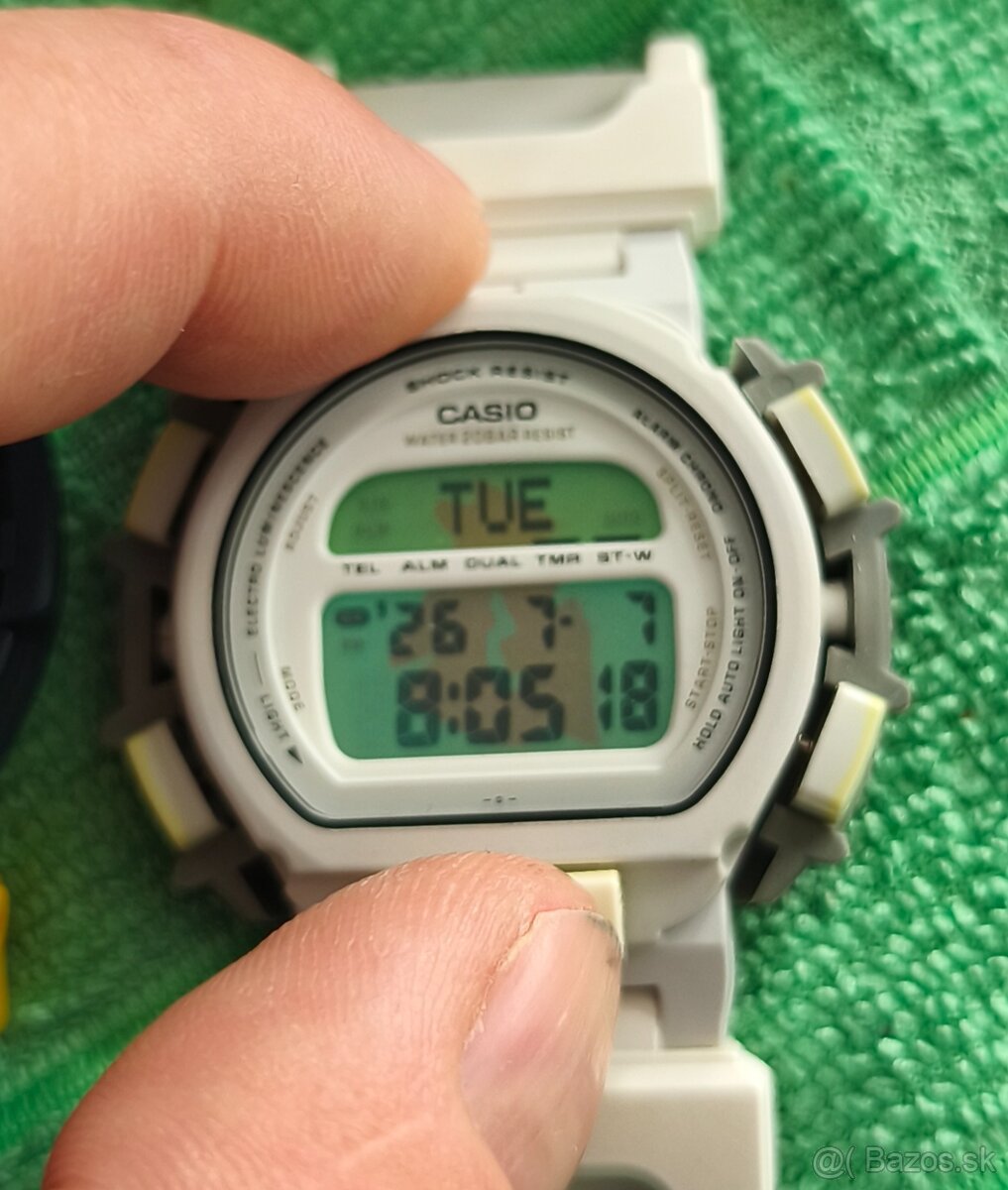 CASIO G-SHOCK PROTREK - 4