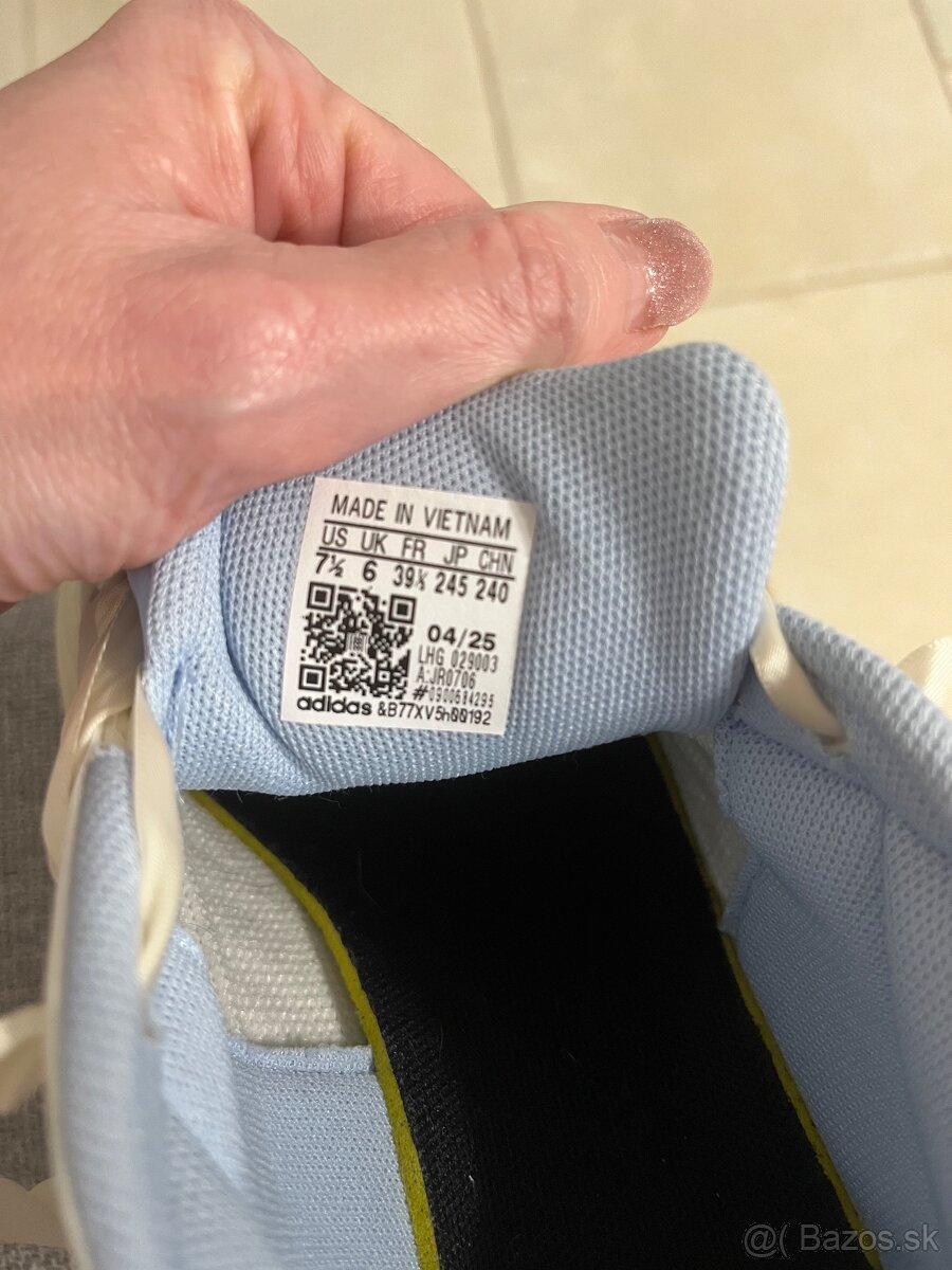 Adidas - 4