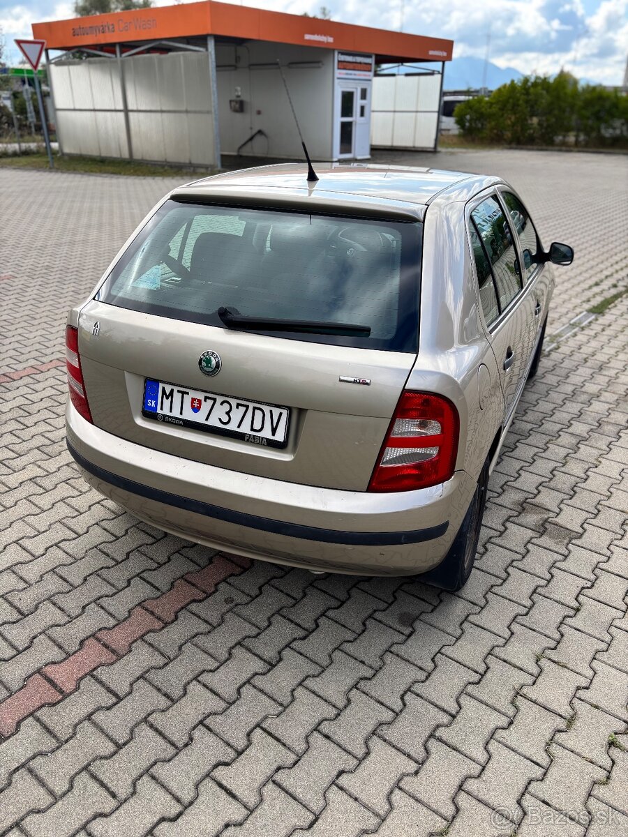 Škoda Fabia 2004 - 4