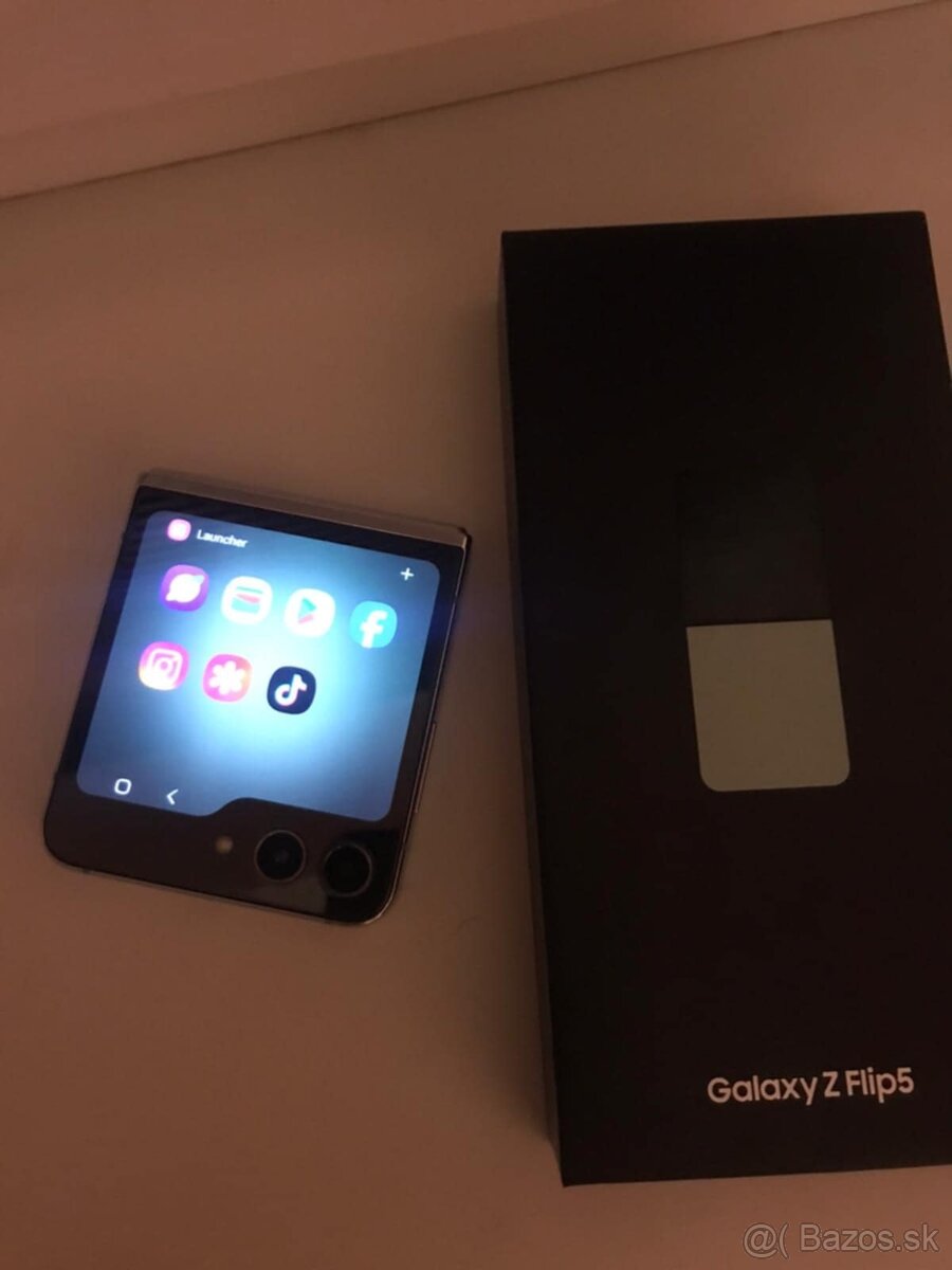 Samsung galaxy z flip 5 /512GB - 4