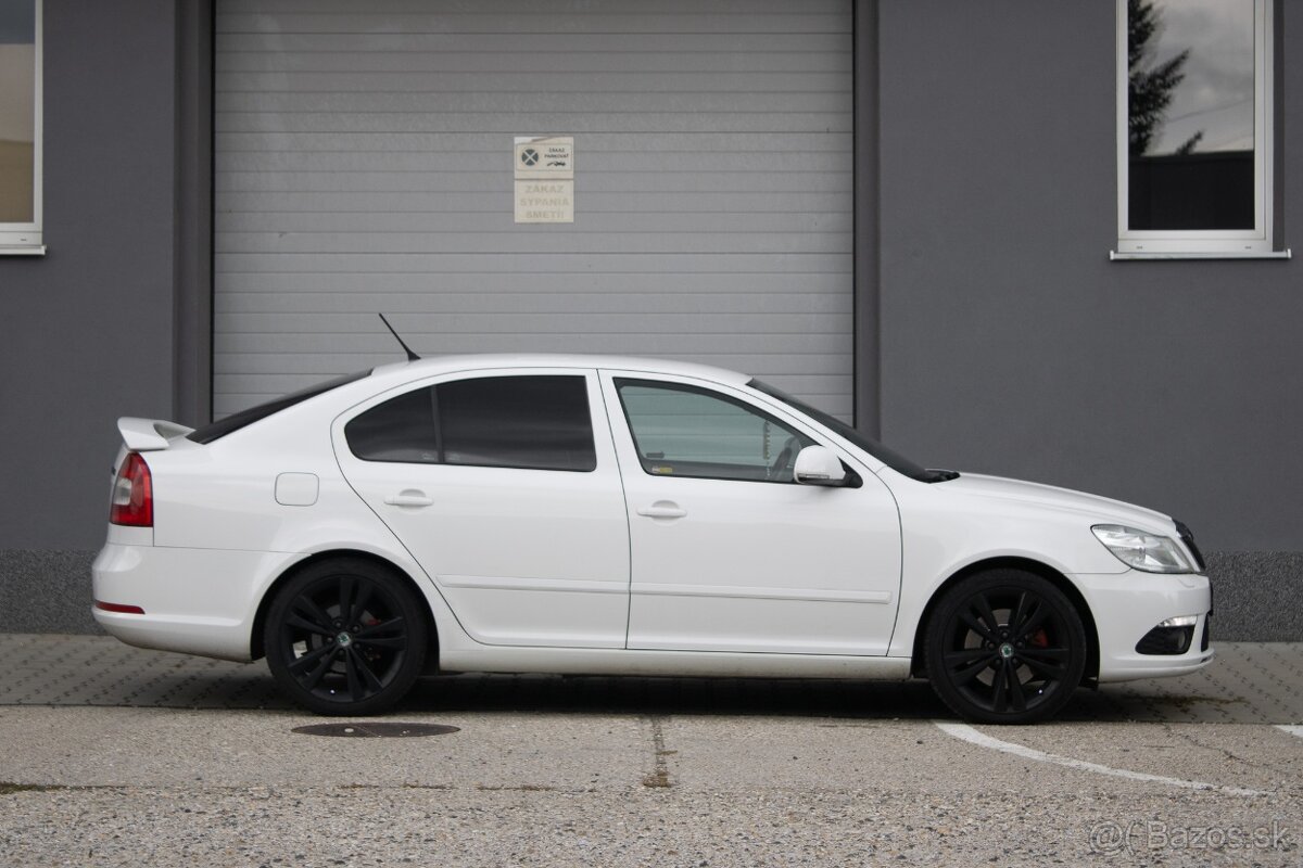Škoda Octavia 2.0 TDI CR DPF RS DSG - 4