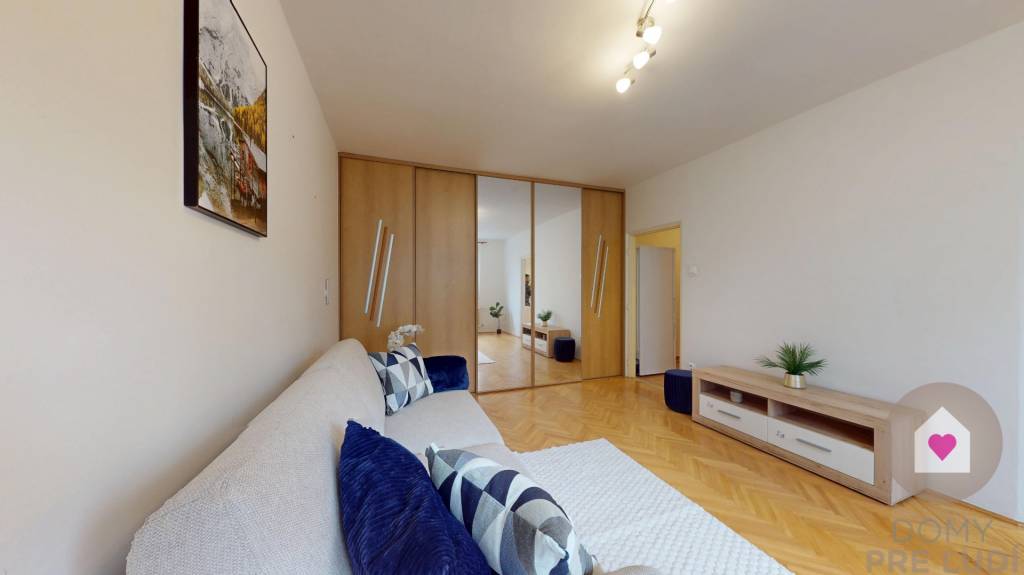 BA/RUŽINOV-Prenájom 1i bytu s balkónom a pivnicou v skvelej - 4