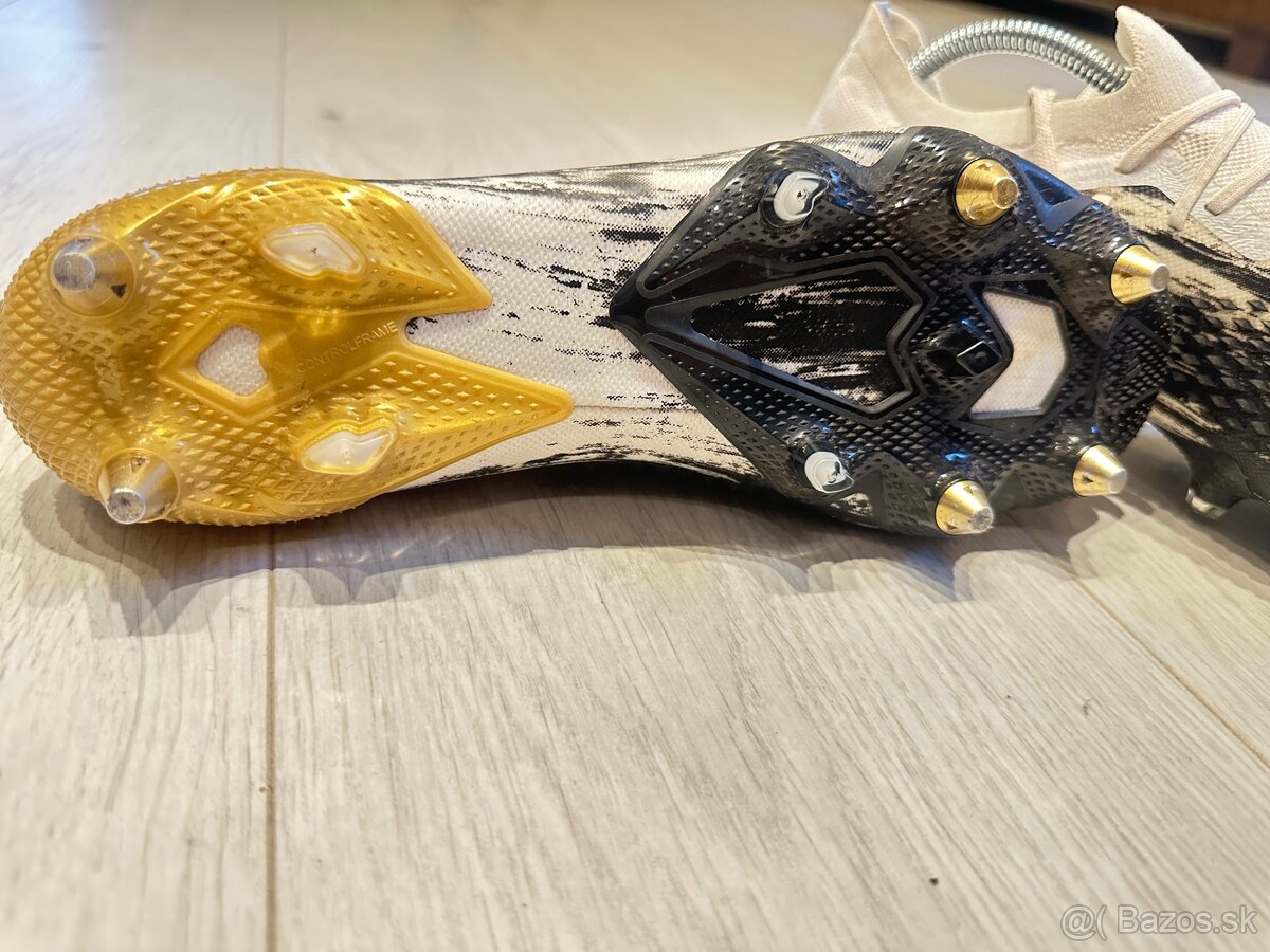 ADIDAS PREDATOR Freak.1 nízke SG , veľkosťUK 8 - EUR 42 - 4