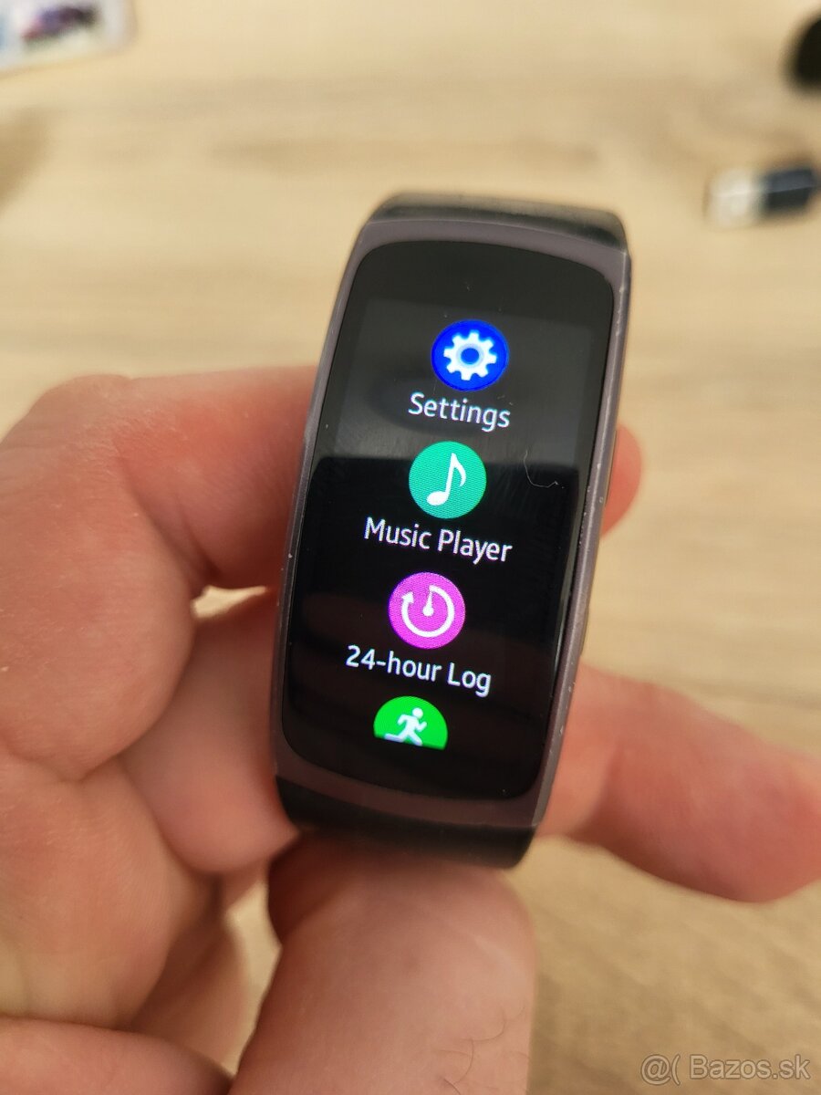 Smart hodinky Samsung GearFit 2 - 4