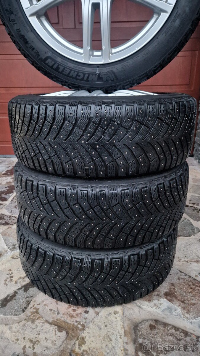 Michelin X-ICE North 4, 215/55 R18 - 4