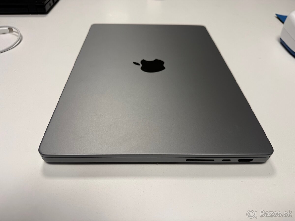 ZARUKA Macbook Pro 14” m2 32gb ram 512gb ssd - 4