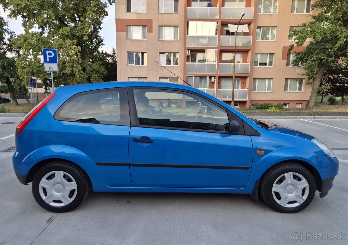 Ford Fiesta 1.3 benzín NOVÁ STK - 4