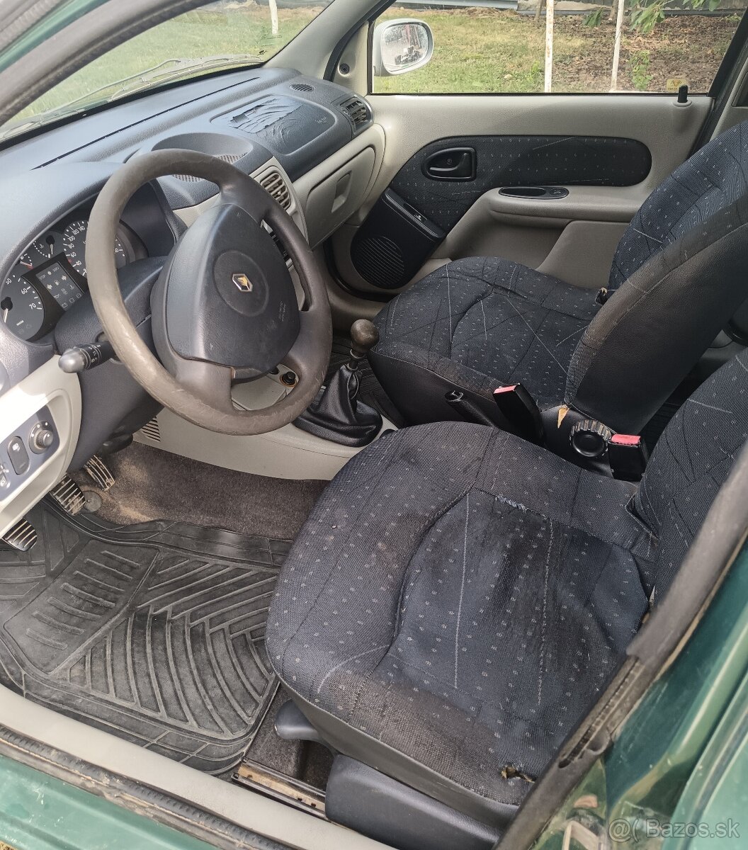 Renault Clio Thalia 1.4 benzín - 4