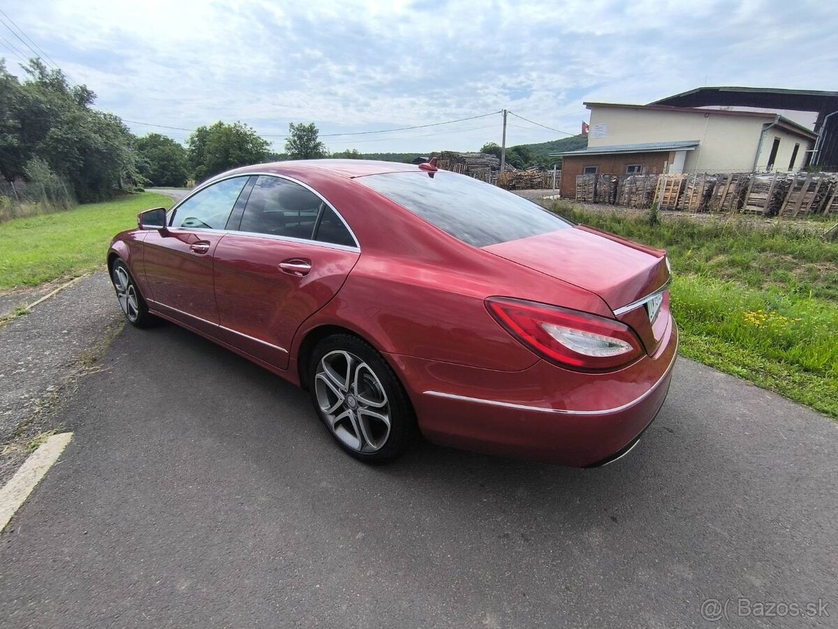 Mercedes-Benz CLS Kupé MERCEDES 3.0 190KW AUTOMAT FULL VYBA - 4
