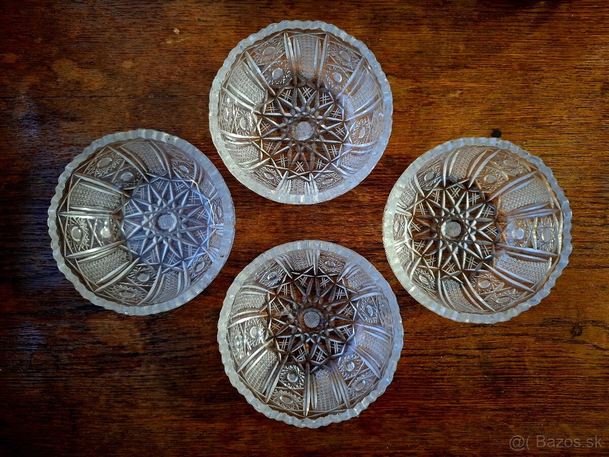 Predam kristalove vazy, misy a pohare - 4