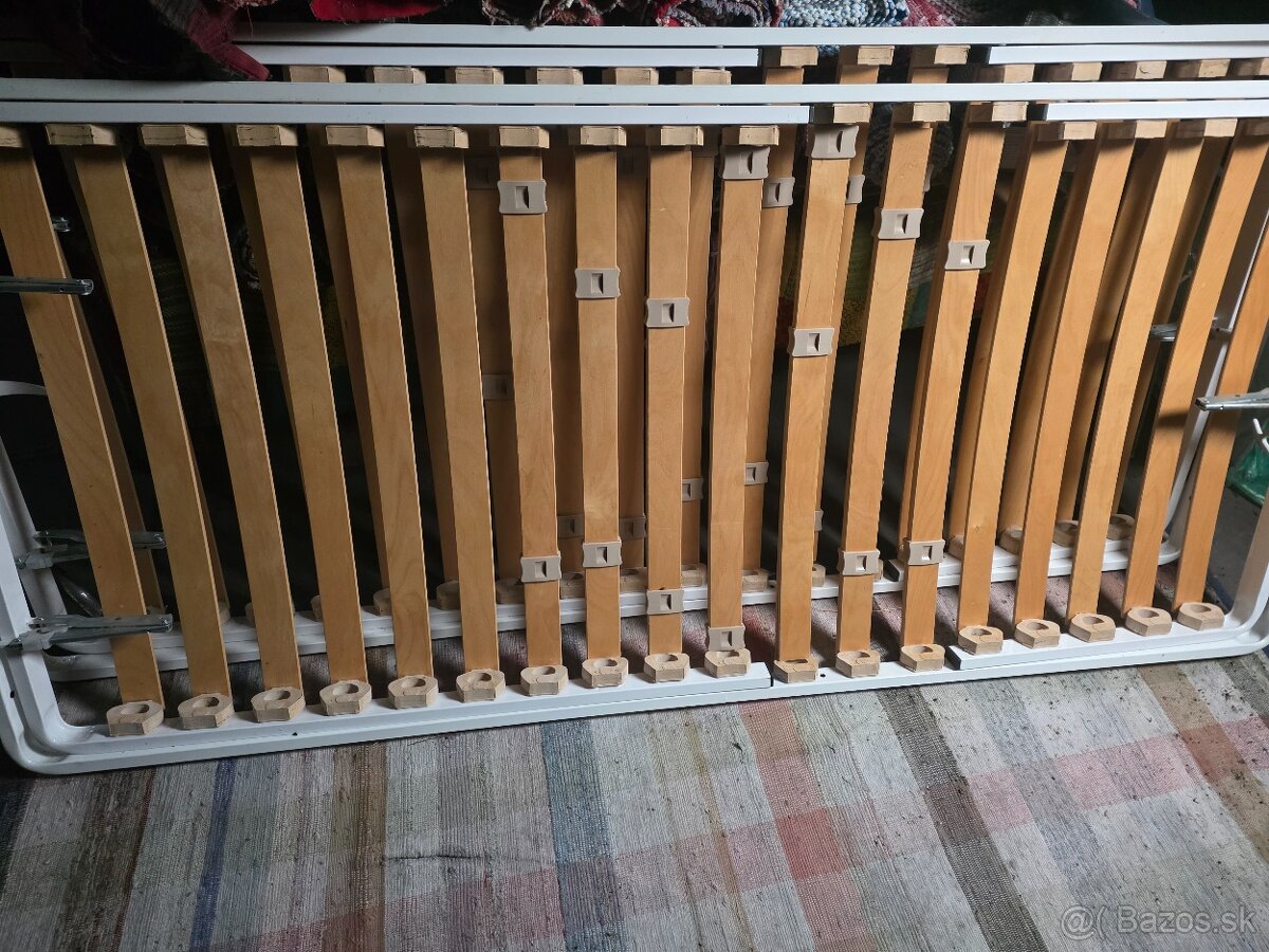 Drevená manželská postel - 4