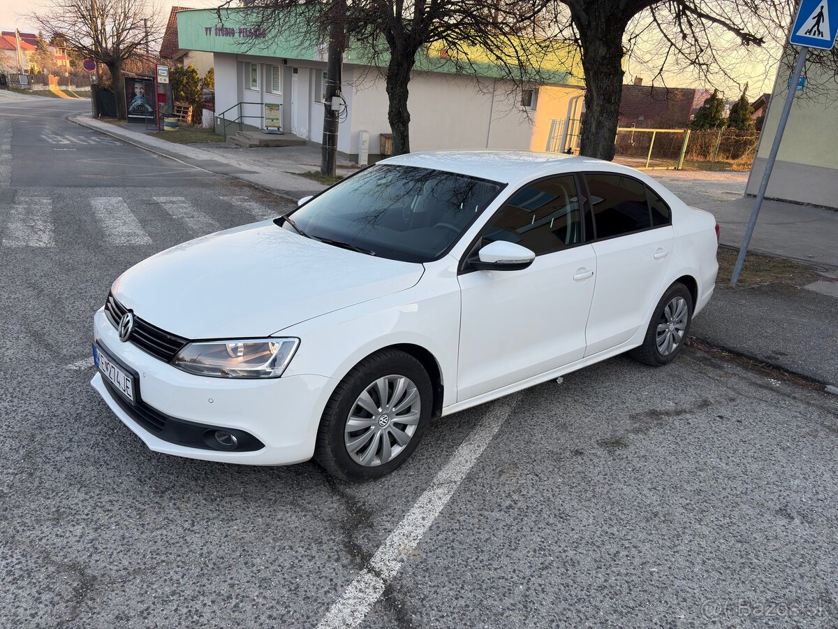Volkswagen Jetta, 2013, 1.6 TDI- 77KW - 4